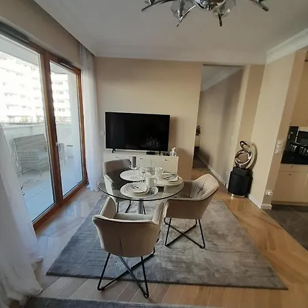 Beige Mood דירה ורוצלב