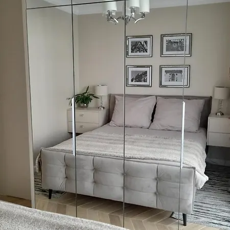 Beige Mood 브로츠와프