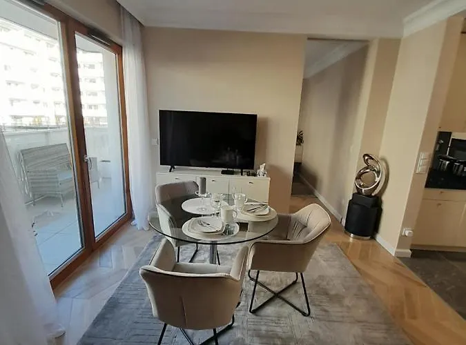 Beige Mood Apartment Wroclaw